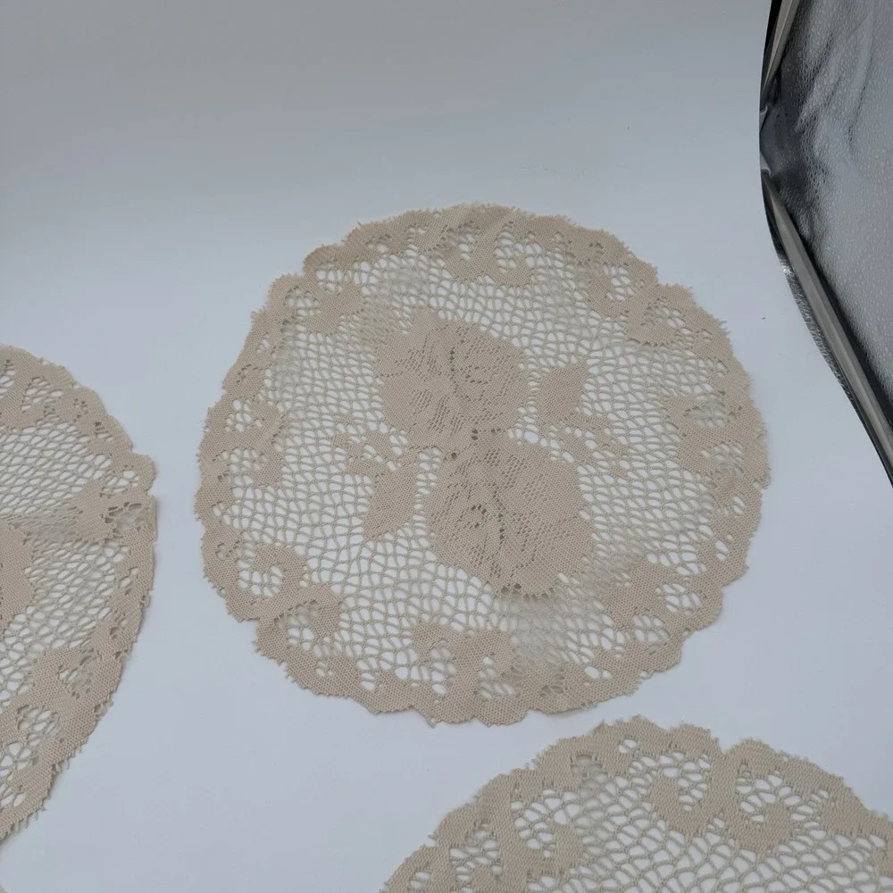 Vintage‎ Doily Lot Of 4 Floral Center Lace Trim Crochet Round Cottage Cotton